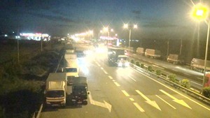 Ngủ… trên đường cao tốc