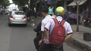 CSGT TP.HCM sẽ xử lý nghiêm học sinh vi phạm Luật GTĐB