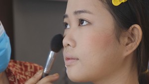Góc nhìn trưa nay | Vui buồn nghề “cho thuê” mặt