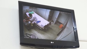 Video: Bệnh nhân nhiễm corona tại bệnh viện Nhiệt Đới đang phục hồi tốt
