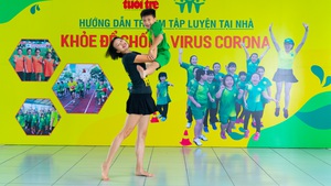 Bài 30: 'Khỏe để chống virus Corona" với bài tập dành cho phụ huynh và các bé