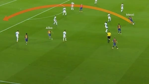 Video: Xem lại pha chuyền bóng một chạm 'đẳng cấp' của Messi
