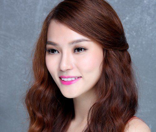 Angela Phương Trinh, Hiền Hồ, Thu Thủy, Phương Oanh...