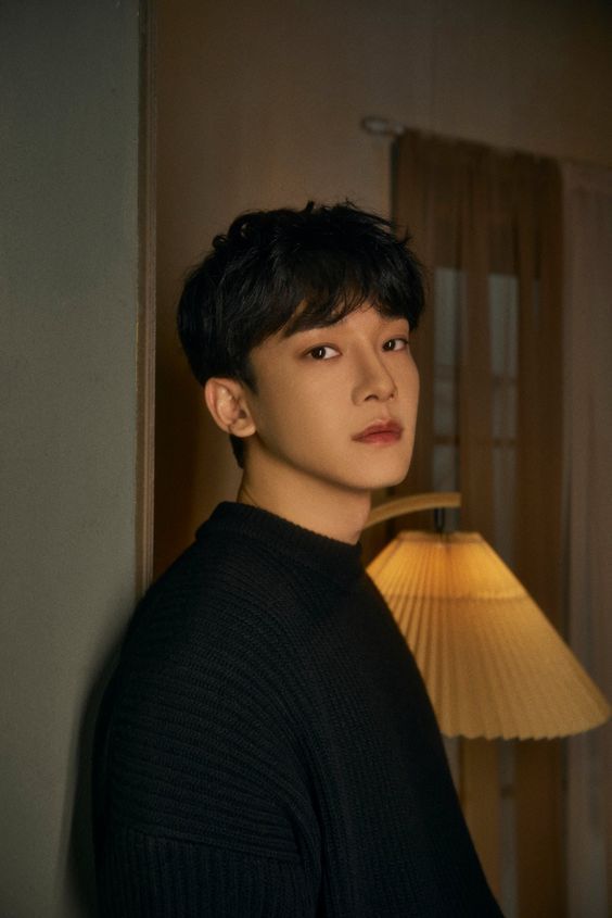 Netizen nghi ngờ tất cả idol Hàn đều đang bận rộn yêu đương