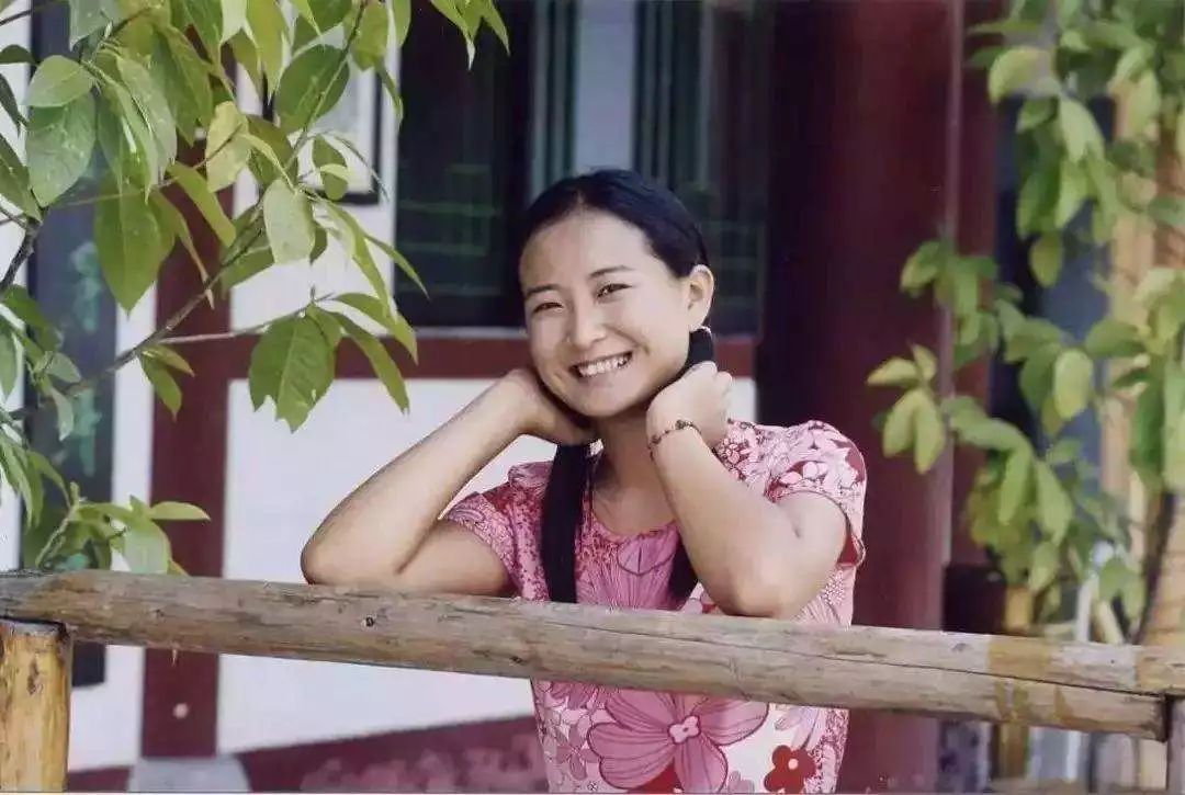 Hành trình thành ngôi sao triệu đô của nữ danh hài số một Cbiz