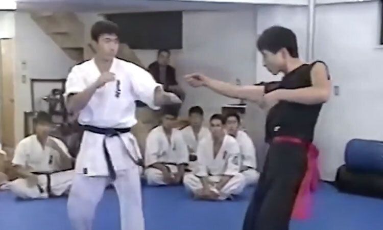 Cao thủ túy quyền bị võ sĩ Karate lật tẩy chiêu trò