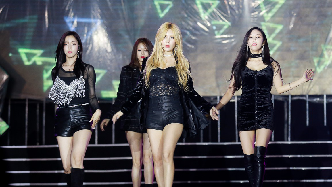 Areum cựu thành viên nhóm T-Ara tự tử sau bi kịch hôn nhân- Ảnh 2. T-Ara rơi nước mắt trong live concert tại Việt Nam