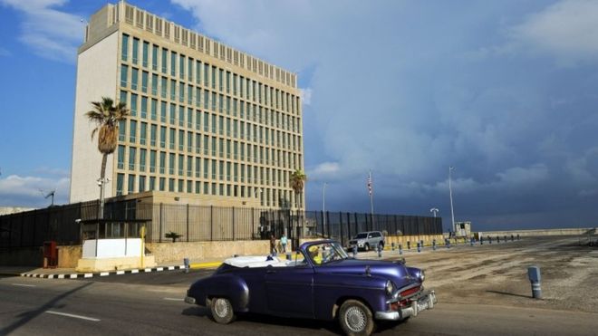 Mỹ xem xét đóng cửa Đại sứ quán ở Cuba - Ảnh 1.