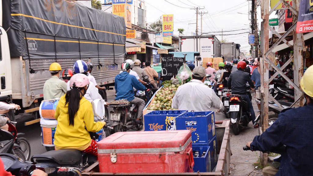 Ám ảnh kẹt xe trên đường hẹp