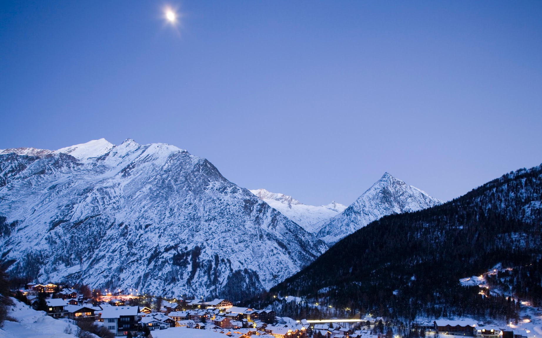 Sạt lở tuyết ở núi Alps: giải cứu 150 du khách