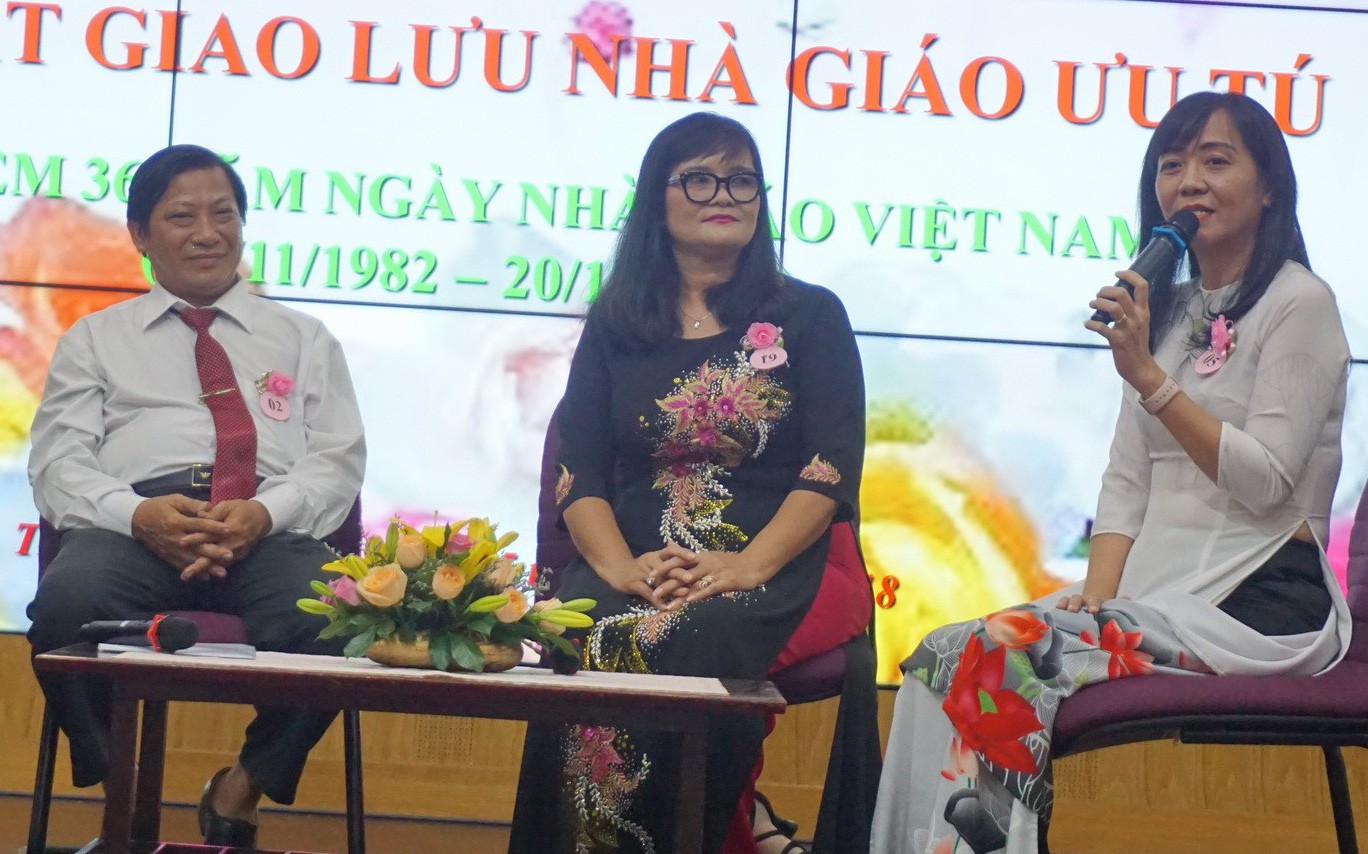 Nhiều điểm mới trong xét tặng danh hiệu nhà giáo nhân dân, nhà giáo ưu tú- Ảnh 5. Nhà giáo ưu tú tâm sự từng tính bỏ nghề 3 lần