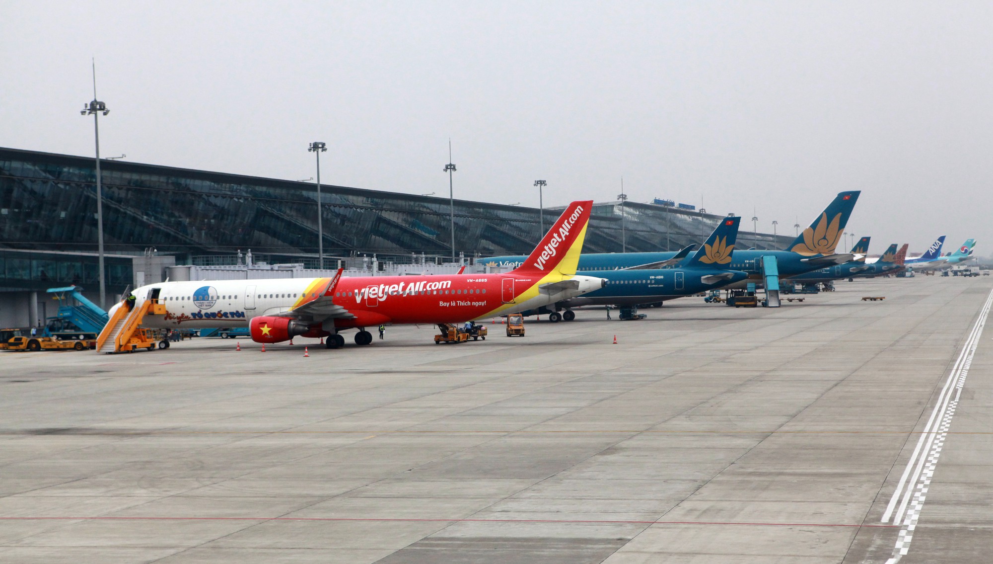 Thủ tướng phê duyệt quy hoạch hệ thống sân bay toàn quốc, Hà Nội chỉ có 1 cảng hàng không quốc tế - Ảnh 1.