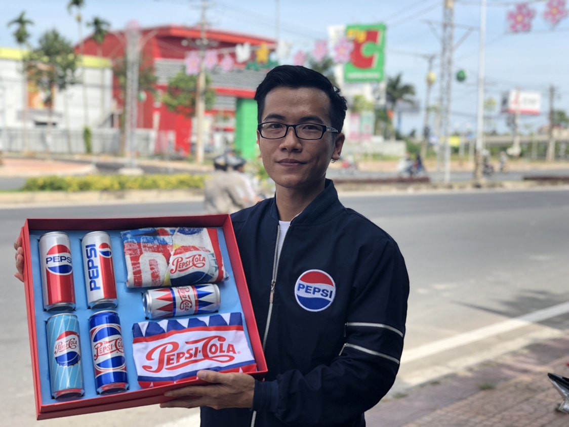 Giới trẻ Cần Thơ sôi sục vì quà chất Pepsi - Ảnh 5.