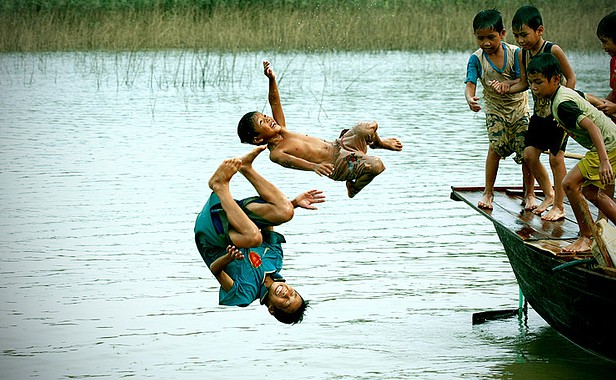 Mùa hè: Nỗi lo tai nạn thương tích thường gặp ở trẻ em - Ảnh 1.