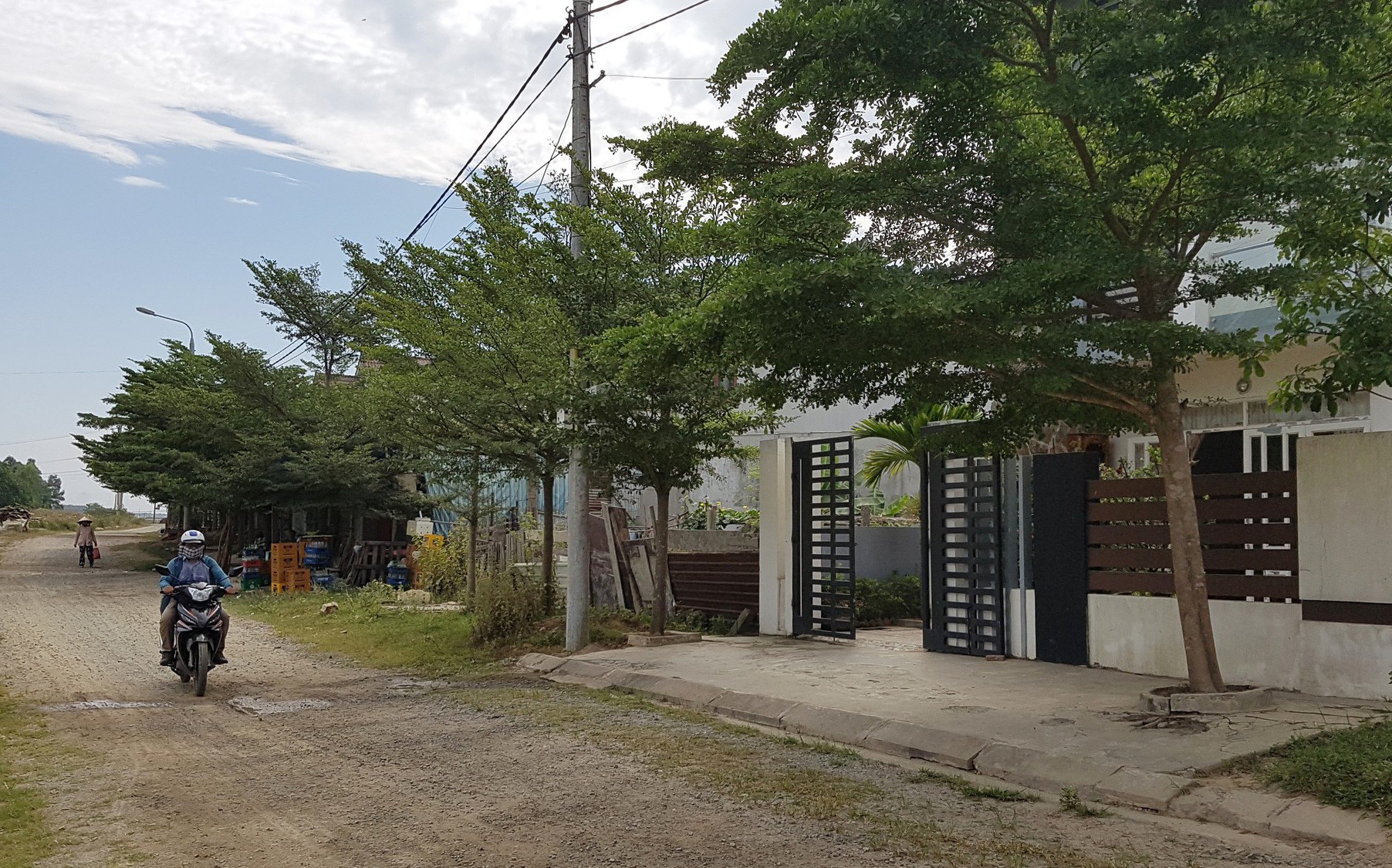 Công ty "sân sau" gây sụt lún nhà dân