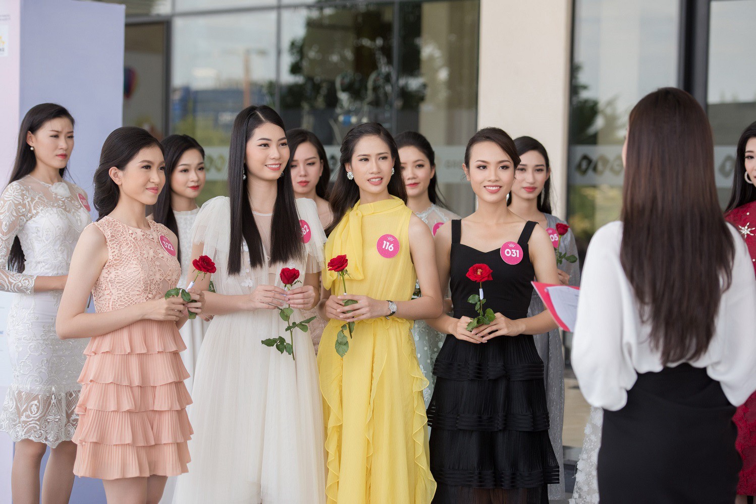 Hoa hậu Việt Nam 2018 bắt tay thực hiện dự án nhân ái - Ảnh 4.