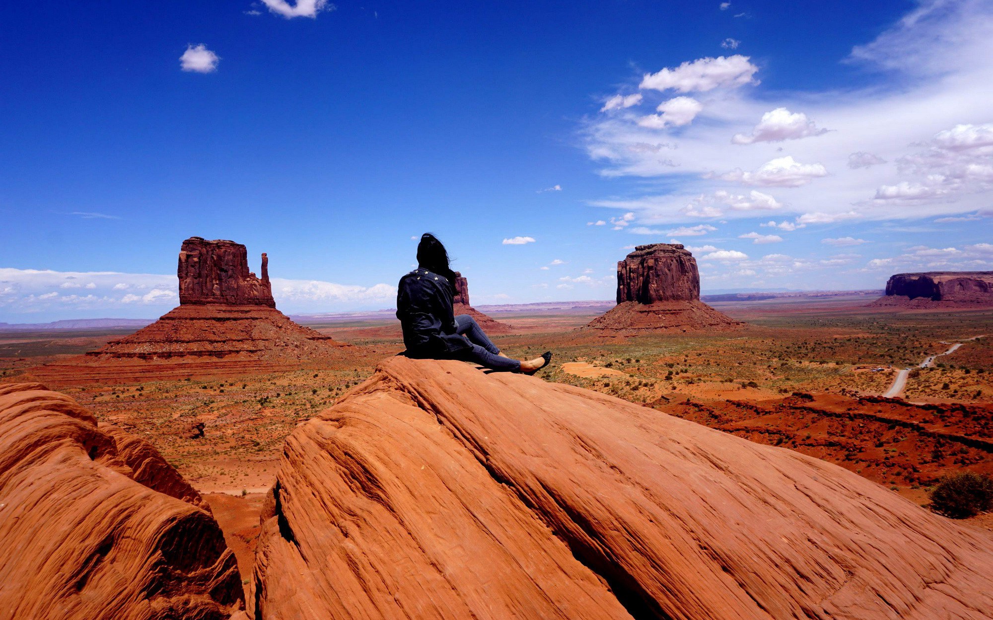 Monument Valley nổi tiếng trong các phim cao bồi viễn Tây