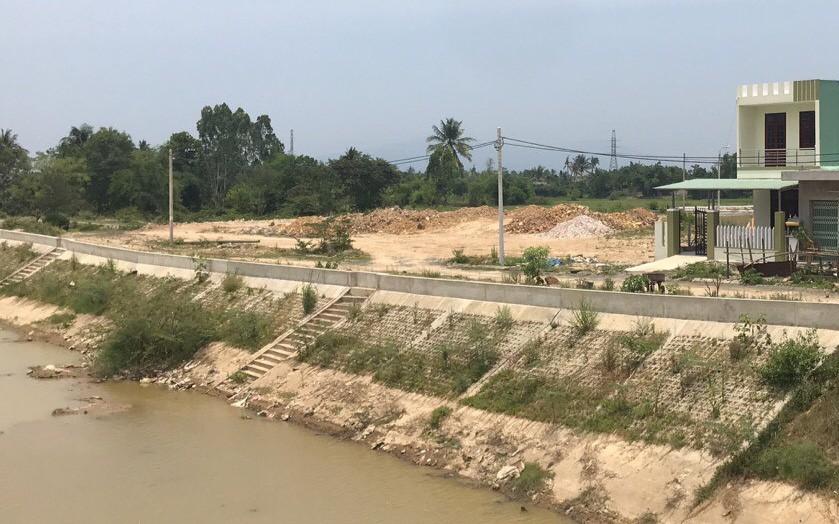 Đường sá khu tái định cư Đà Nẵng hơn 10 năm vẫn còn 'hố voi'- Ảnh 3. Công an Đà Nẵng điều tra sai phạm dự án tái định cư ở Hòa Liên