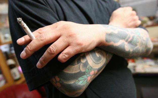 Trùm Yakuza Nhật bị Mỹ buộc tội buôn bán nguyên liệu hạt nhân- Ảnh 2. Gặp thời khó khăn, Yakuza phải đi ăn trộm dưa