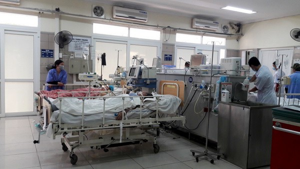 Bảo đảm khám chữa bệnh trong điều kiện nắng nóng kéo dài - Ảnh 1.