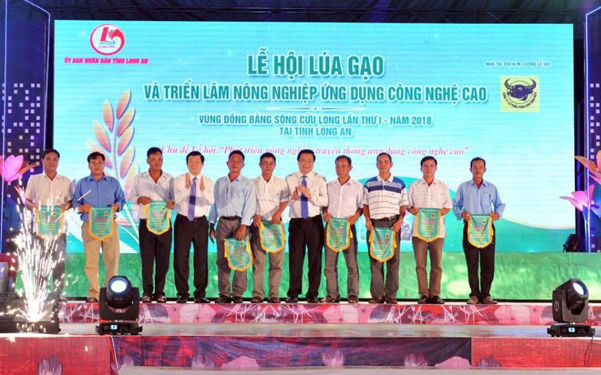 Hàng ngàn người dân Hà Nội dự lễ hội Sản phẩm Nông nghiệp và Làng nghề Hà Nội 2024 - Ảnh 17.