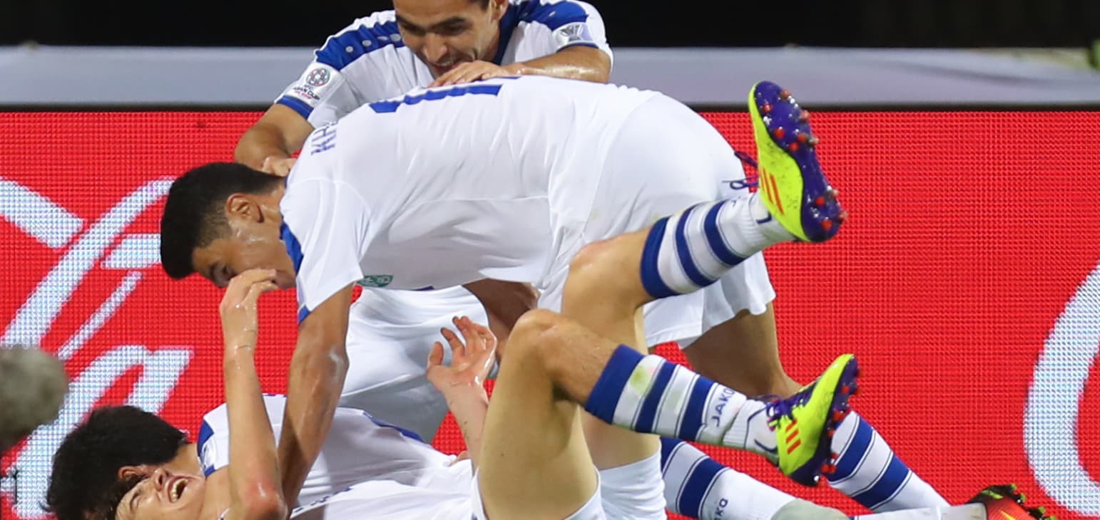 Bao nhiêu đội đã đoạt vé đi tiếp ở Asian Cup? - Ảnh 1. Bao nhiêu đội đã đoạt vé đi tiếp ở Asian Cup? - Ảnh 1.