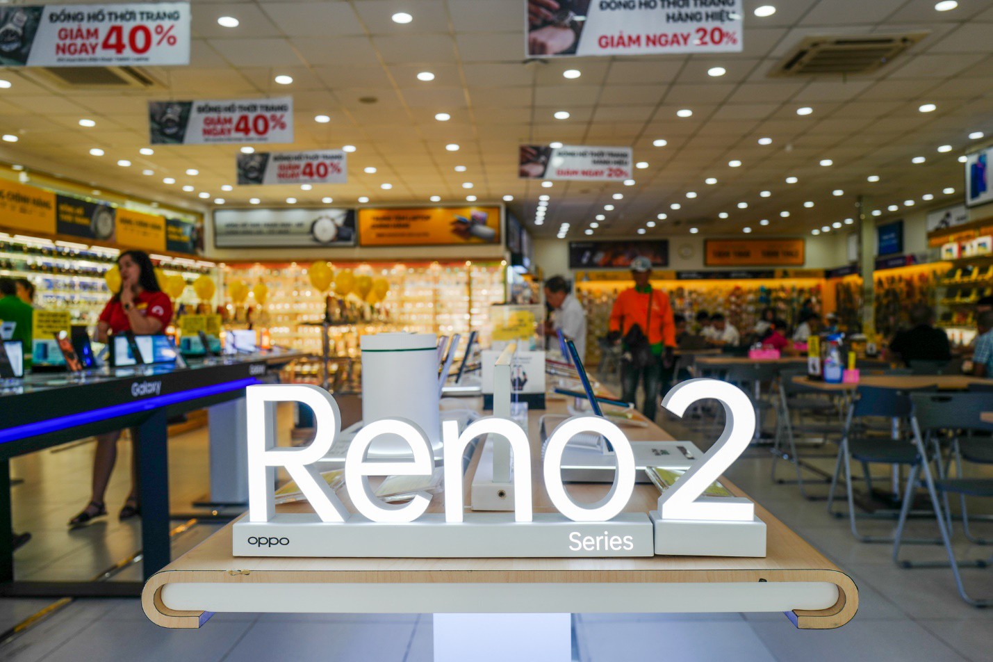 Reno2 và Reno2 F mở bán - đánh dấu một hình ảnh mới của OPPO - Ảnh 1.