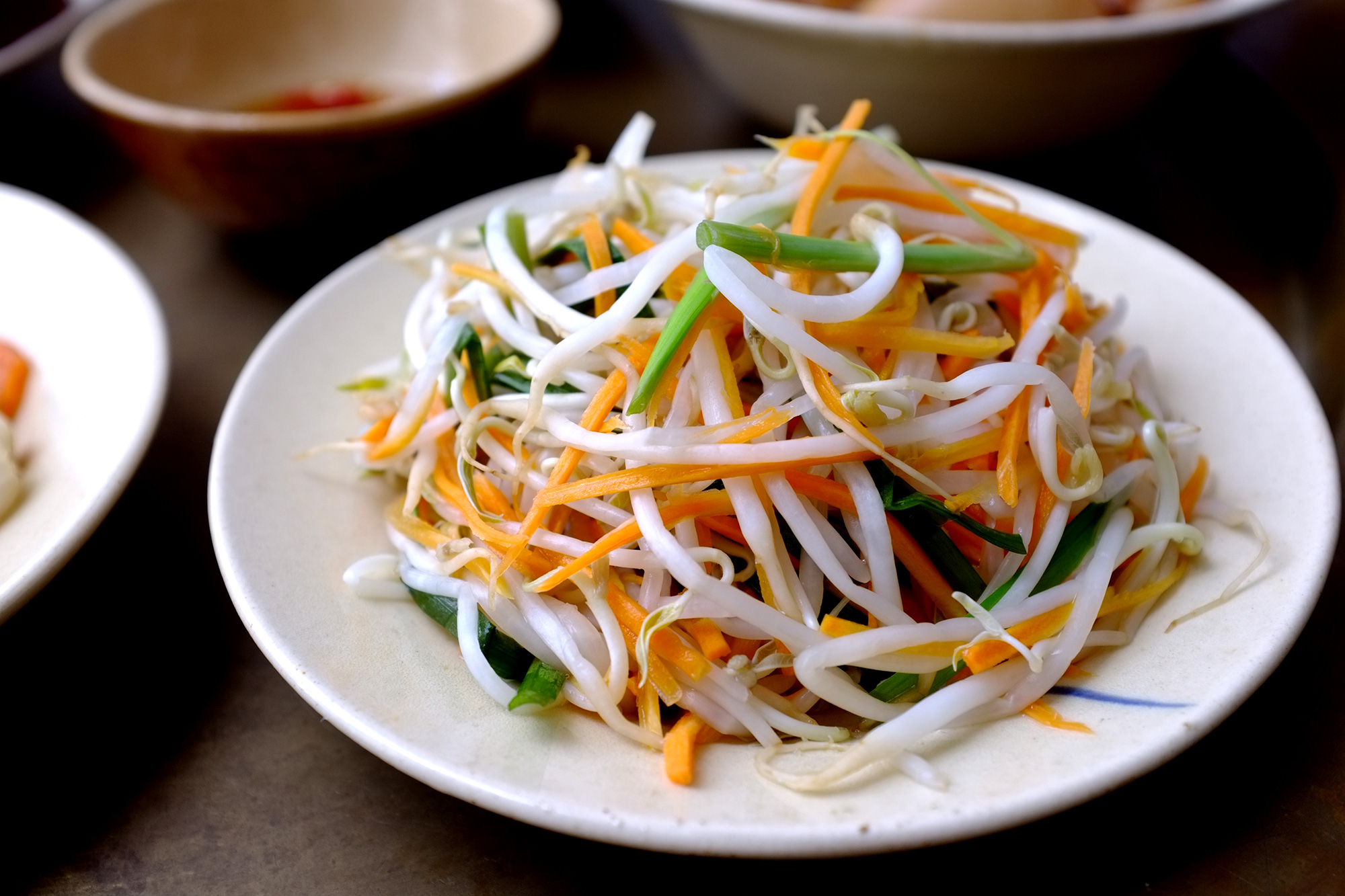 Cách muối dưa giá hẹ ngon và giòn - Ảnh 1. Cách muối dưa giá hẹ ngon và giòn - Ảnh 1.