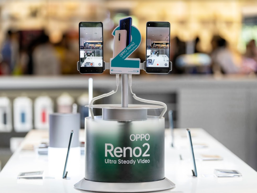 Thấy gì sau kế hoạch mở rộng hệ thống OPPO Shop - Ảnh 2. Thấy gì sau kế hoạch mở rộng hệ thống OPPO Shop - Ảnh 2.