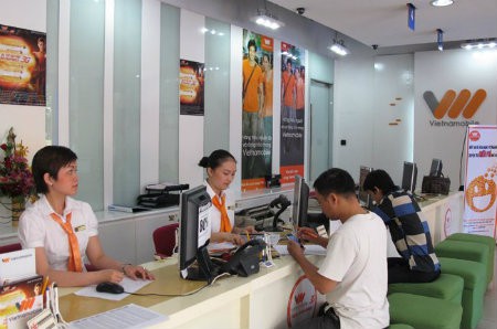 Một nhà mạng đối mặt nguy cơ lỗ tỉ USD, kêu bị xử ép - Ảnh 2. Một nhà mạng đối mặt nguy cơ lỗ tỉ USD, kêu bị xử ép - Ảnh 2.