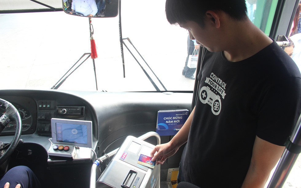 TPHCM triển khai thẻ thanh toán tự động cho xe buýt