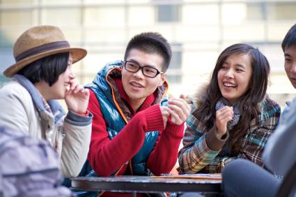 Ứng xử sao với người bạn không ưa nơi công sở? - Ảnh 1. Ứng xử sao với người bạn không ưa nơi công sở? - Ảnh 1.