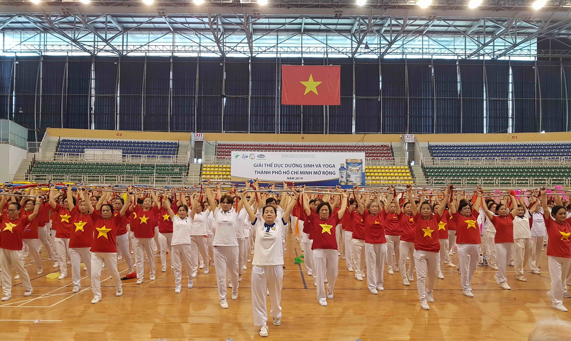 Cụ ông 96 tuổi vẫn múa đao, đi quyền - Ảnh 4. Cụ ông 96 tuổi vẫn múa đao, đi quyền - Ảnh 4.