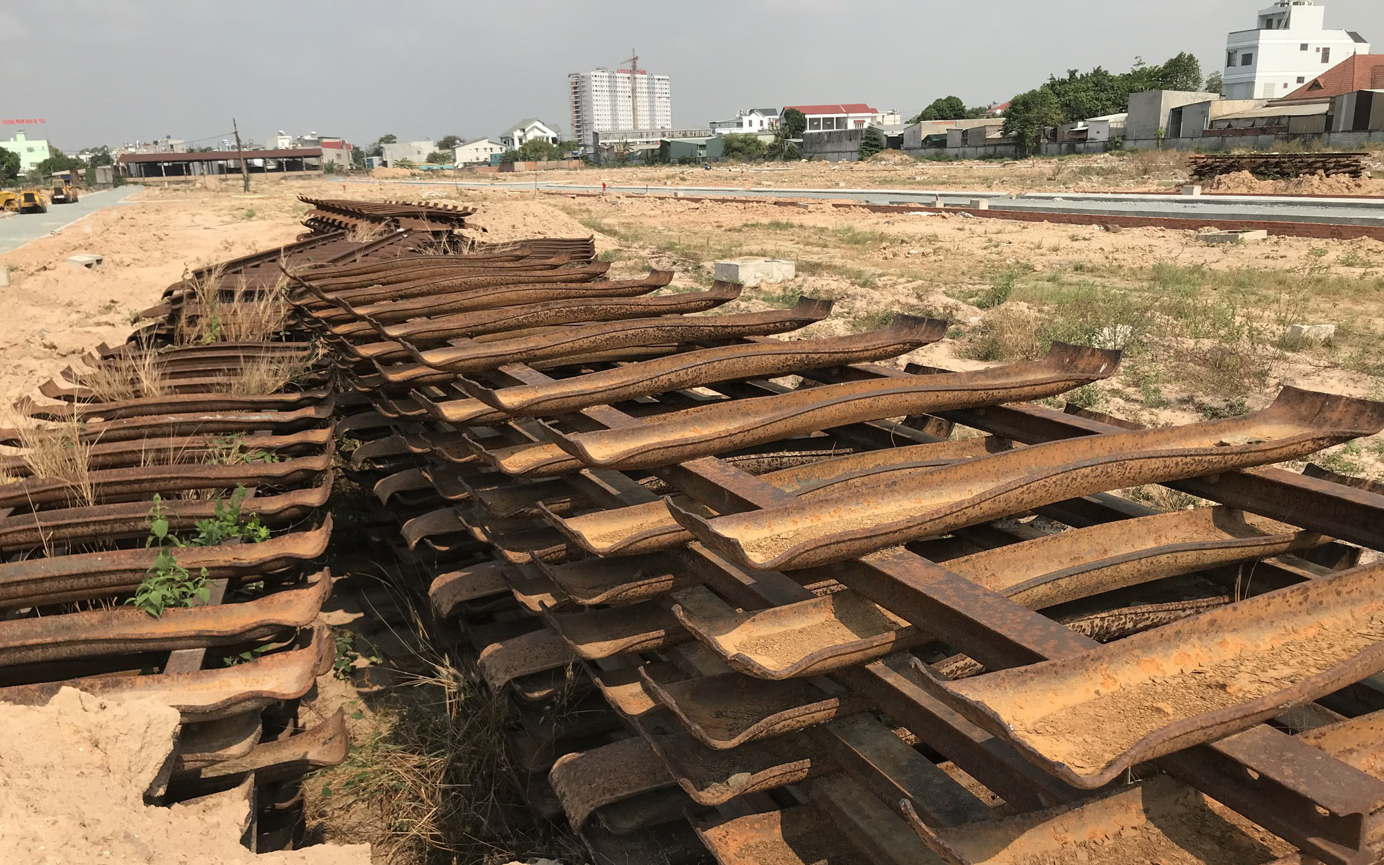 Dỡ đường ray ở Dĩ An phân lô bán nền: Thanh tra Chính phủ có kết luận - Ảnh 3.