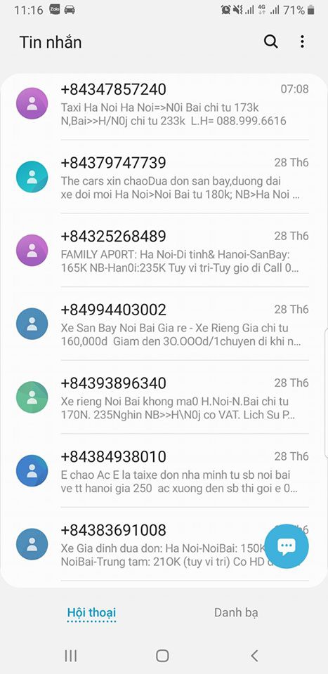 Đi máy bay, khách chưa bay đã nhận được 11 tin nhắn taxi chào mời - Ảnh 2.