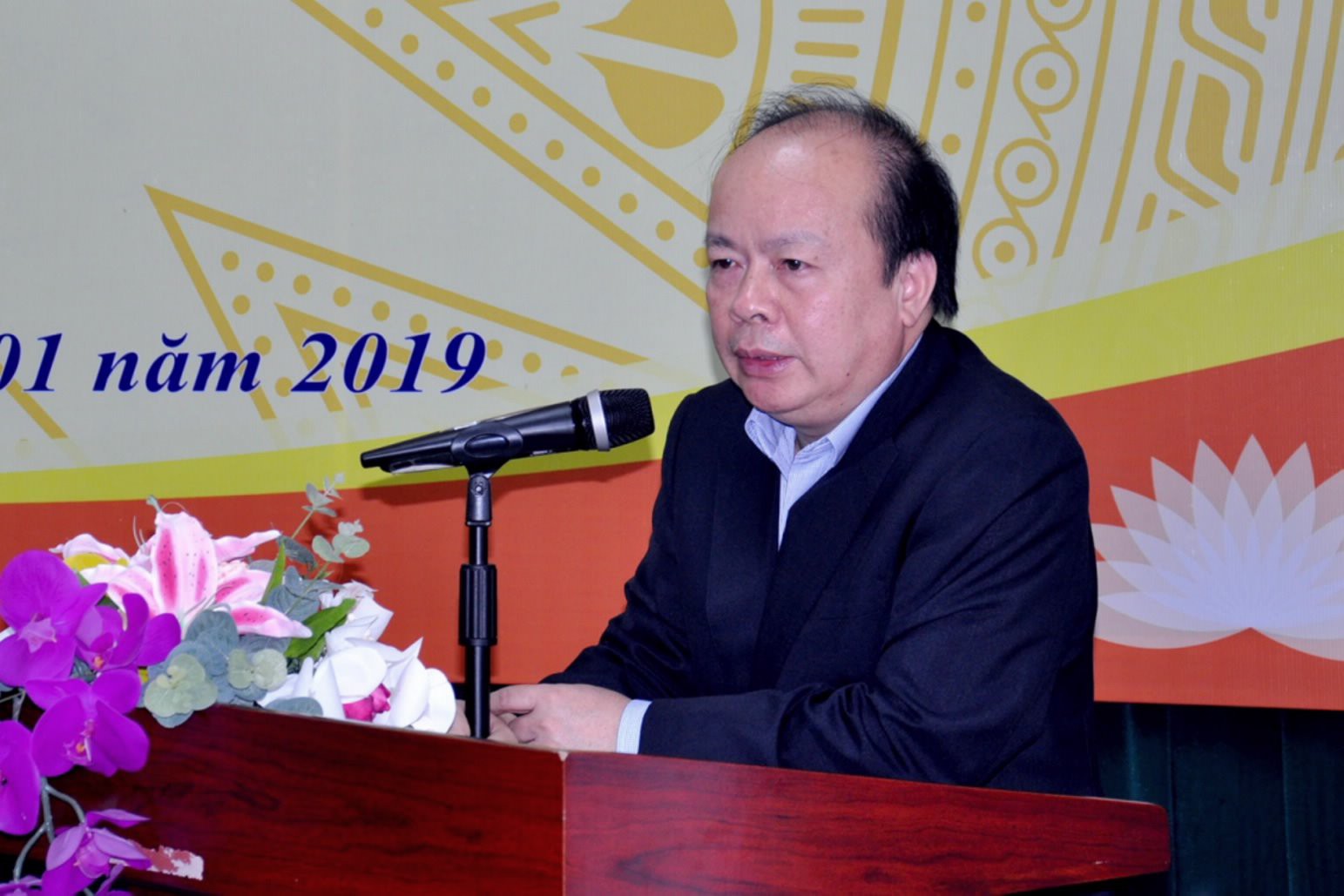 Cảnh cáo Thứ trưởng Bộ Tài chính Huỳnh Quang Hải - Ảnh 1. Cảnh cáo Thứ trưởng Bộ Tài chính Huỳnh Quang Hải - Ảnh 1.