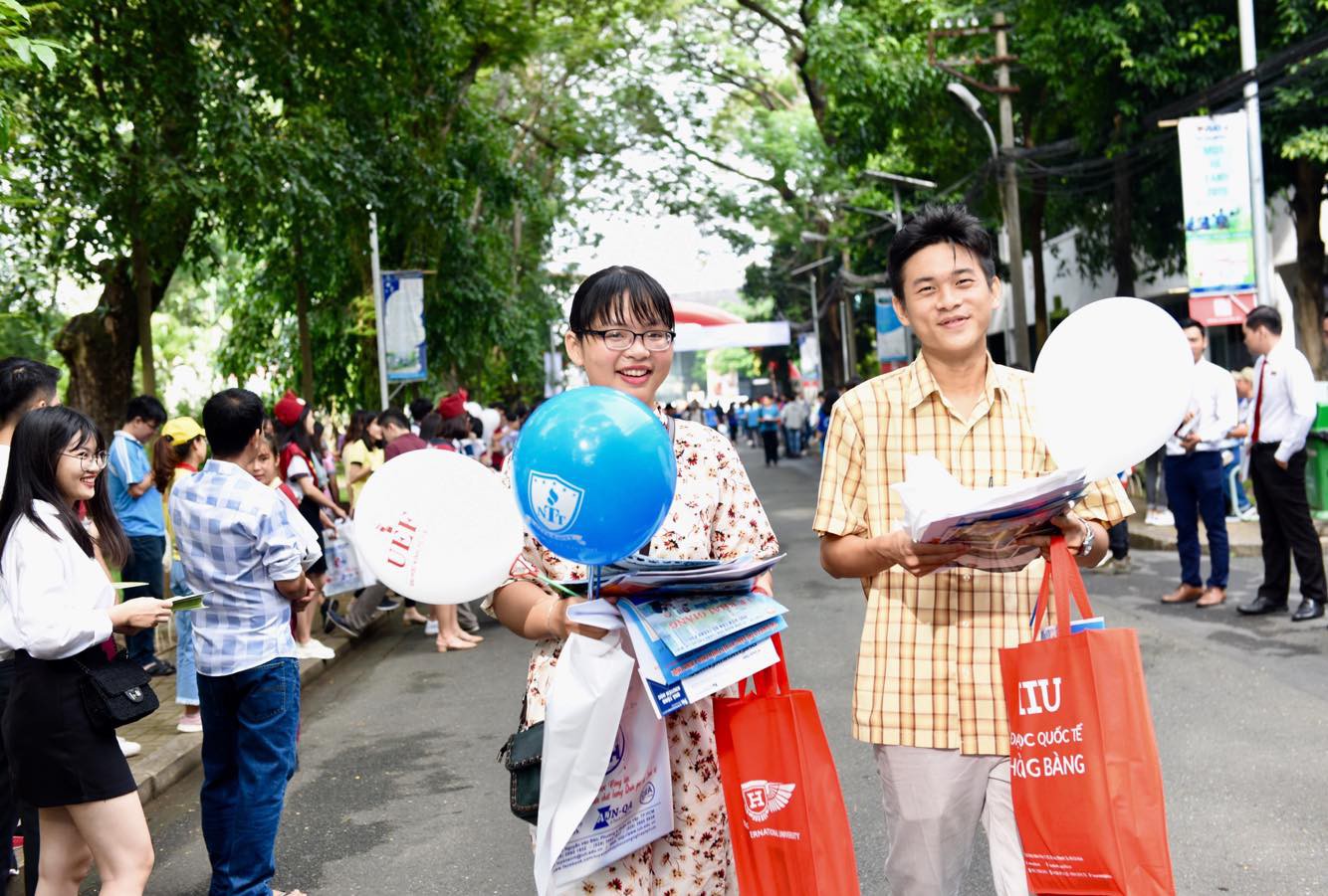 Ngày hội tư vấn xét tuyển 21-7: Điều chỉnh nguyện vọng sao để dễ trúng tuyển? - Ảnh 7.