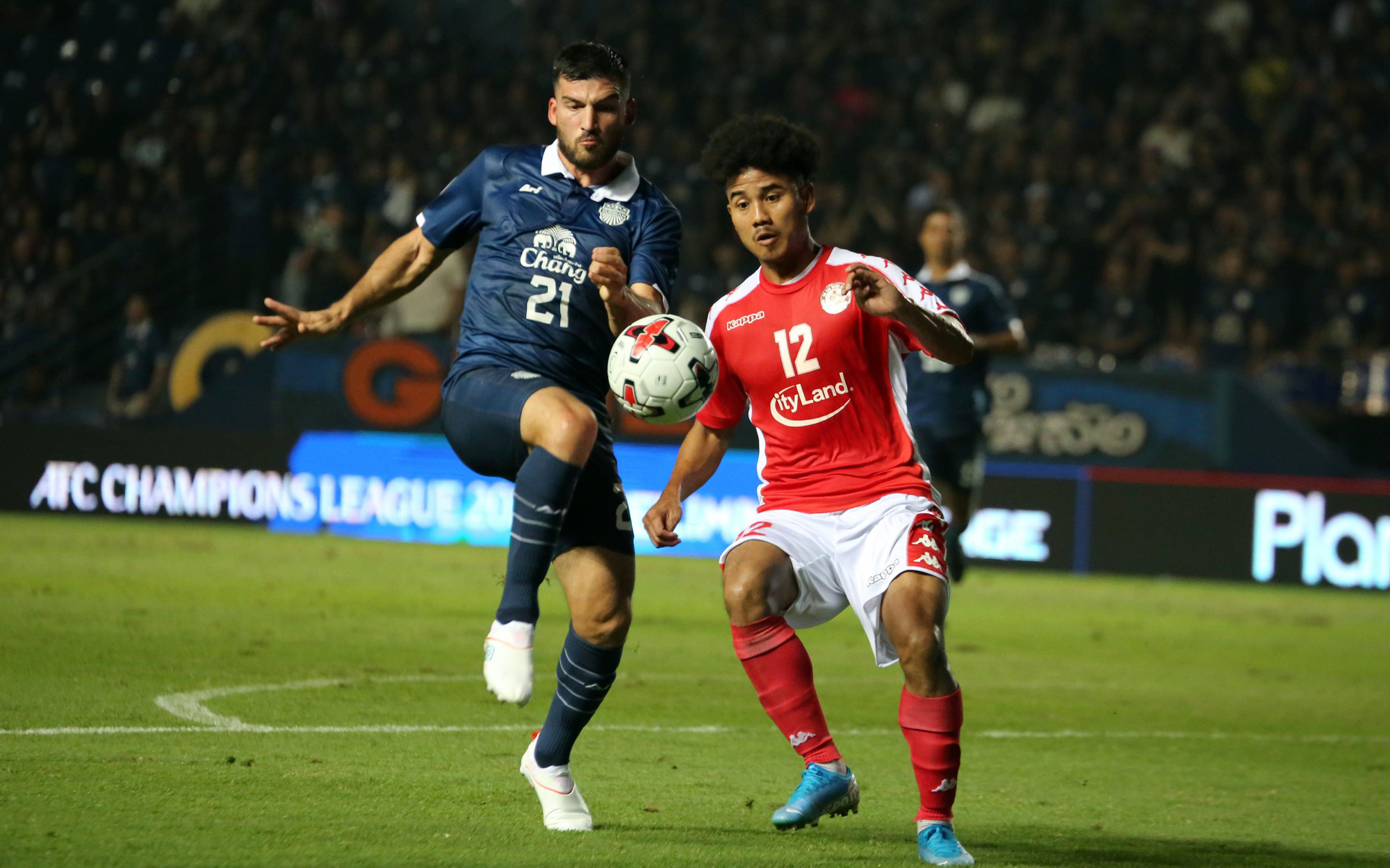 Liên đoàn Bóng đá Trung Quốc lên án vụ ẩu đả giữa CLB Buriram và Chiết Giang- Ảnh 2. Thua Buriram United, Công Phượng và CLB TP.HCM xuống chơi ở AFC Cup 2020