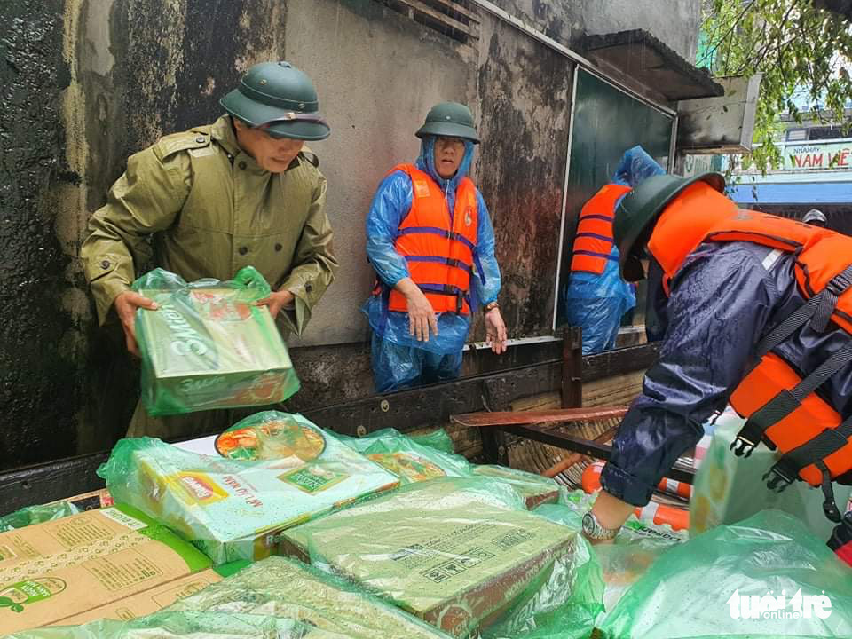 Vào ngôi làng 10 ngày gánh 3 trận lũ - Ảnh 9. Vào ngôi làng 10 ngày gánh 3 trận lũ - Ảnh 9.