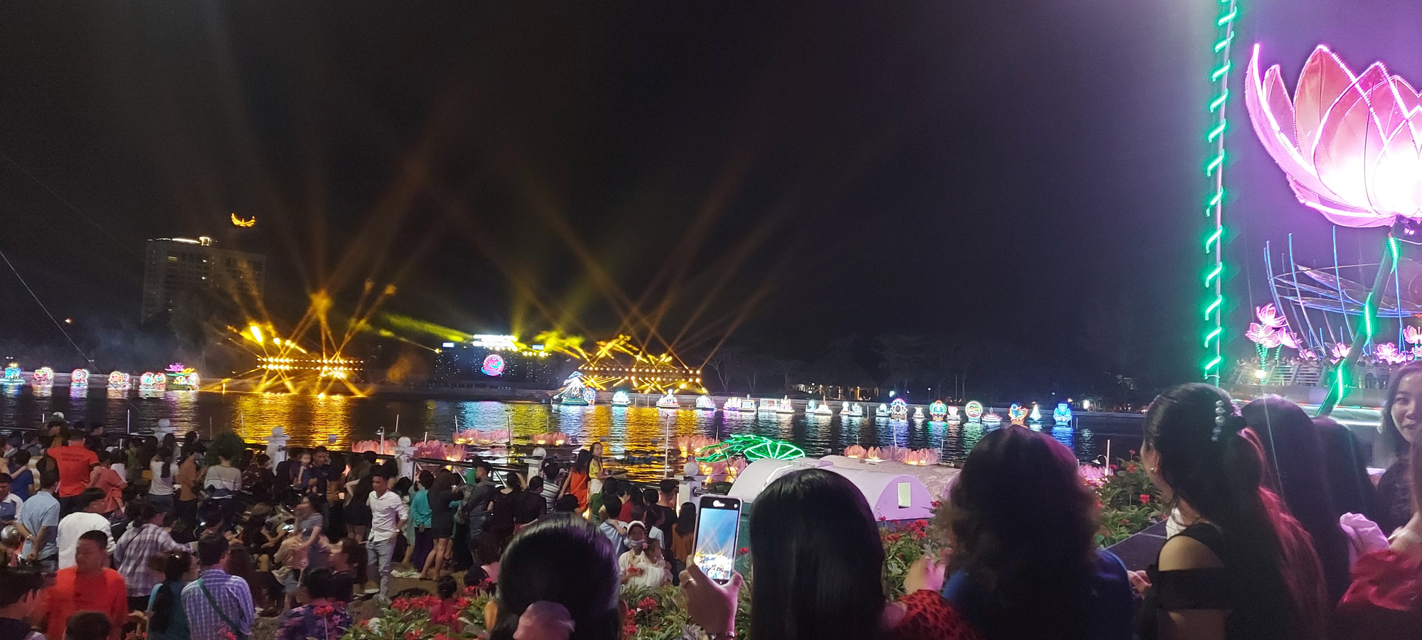Độc đáo lễ hội ánh sáng Đêm Tây Đô huyền ảo - Ảnh 2.