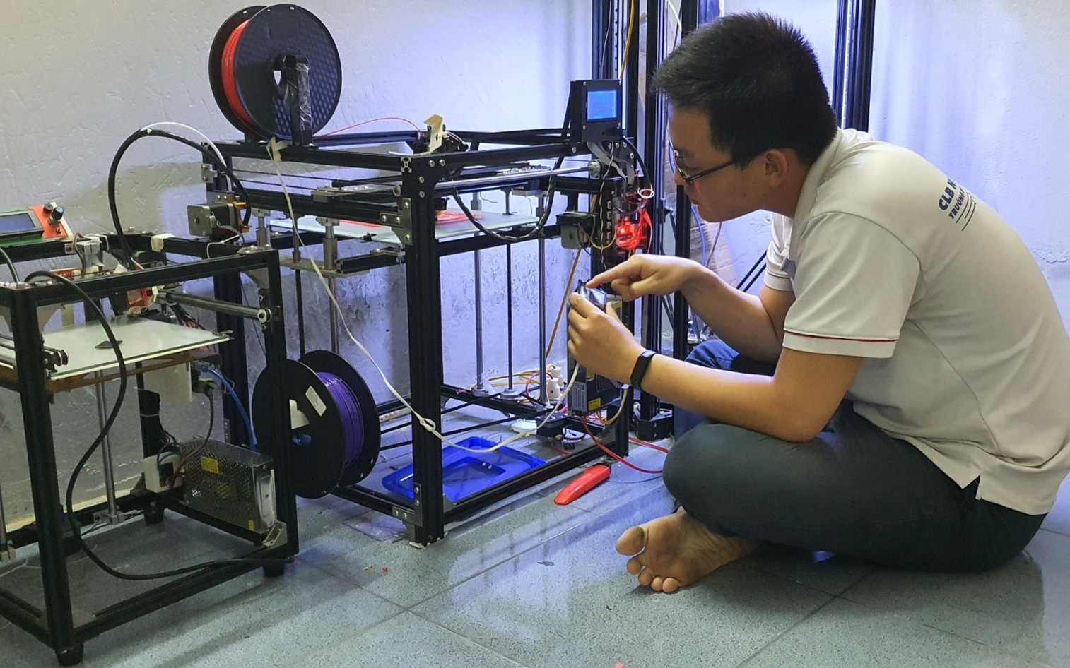 Sinh viên in 3D thiết bị giúp giảm đau khi đeo khẩu trang