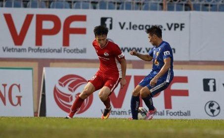 Pha giật gót kiến tạo đẳng cấp như Benzema xuất hiện tại V-League - Ảnh 2. Pha giật gót kiến tạo đẳng cấp như Benzema xuất hiện tại V-League - Ảnh 2.