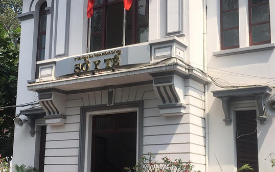 Vụ mạo danh Sở Y tế TP.HCM 'câu' người bệnh, bác sĩ Trần Thị Bạch Vân nói gì?- Ảnh 3. Mạo danh Thanh tra Sở Y tế yêu cầu bồi dưỡng