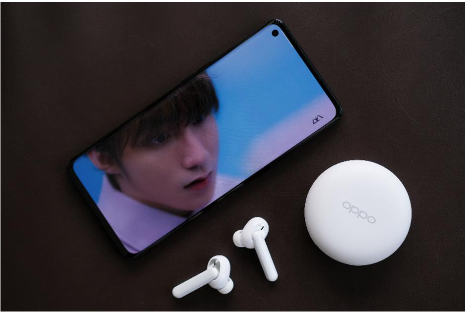 Đặt trước Reno4 và Reno4 Pro tặng bộ quà công nghệ hấp dẫn - Ảnh 2.