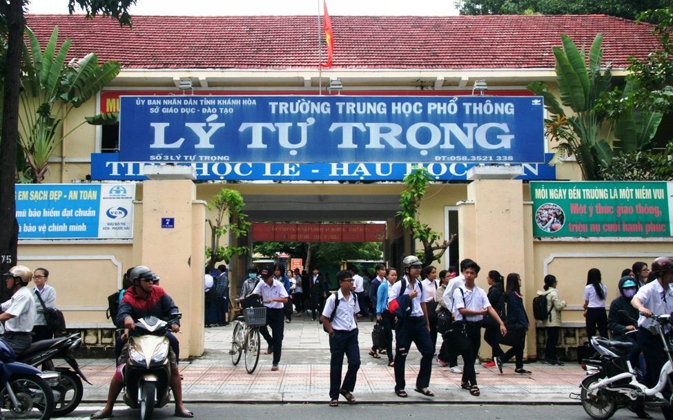 Thi tuyển lớp 10 Khánh Hòa: Không đủ thí sinh để tuyển vẫn phải tổ chức thi