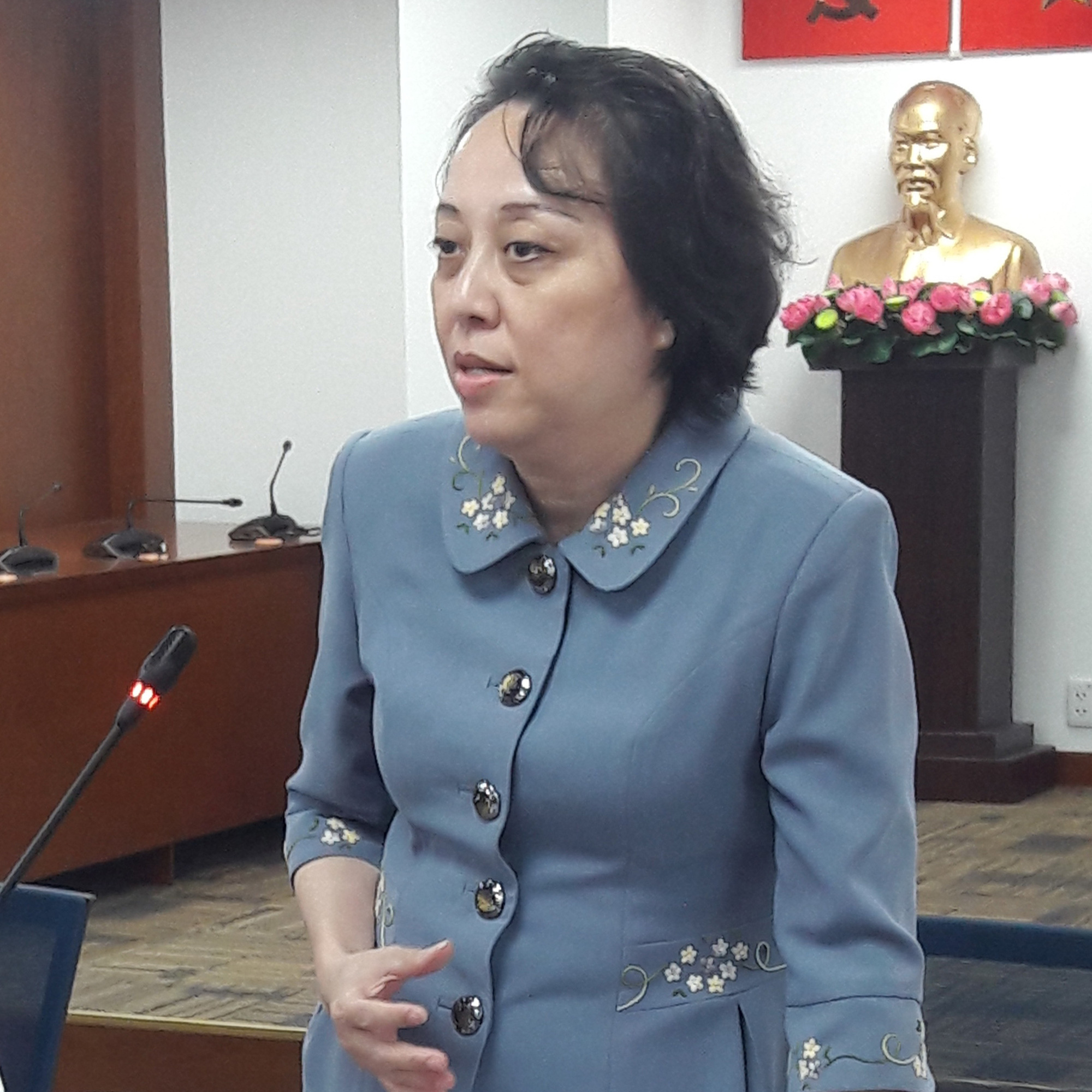 Vụ patê Minh Chay, bà Phạm Khánh Phong Lan: Tôi thà chọn cảnh báo nhầm để phản ứng ngay - Ảnh 1. Vụ patê Minh Chay, bà Phạm Khánh Phong Lan: Tôi thà chọn cảnh báo nhầm để phản ứng ngay - Ảnh 1.