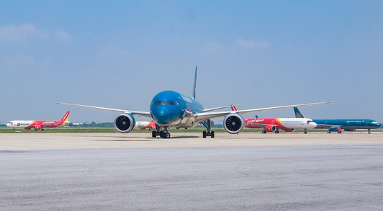 Bay từ TP.HCM ra Hà Nội vẫn cách ly tập trung 7 ngày dù đã tiêm 2 mũi: Mở như không - Ảnh 1.