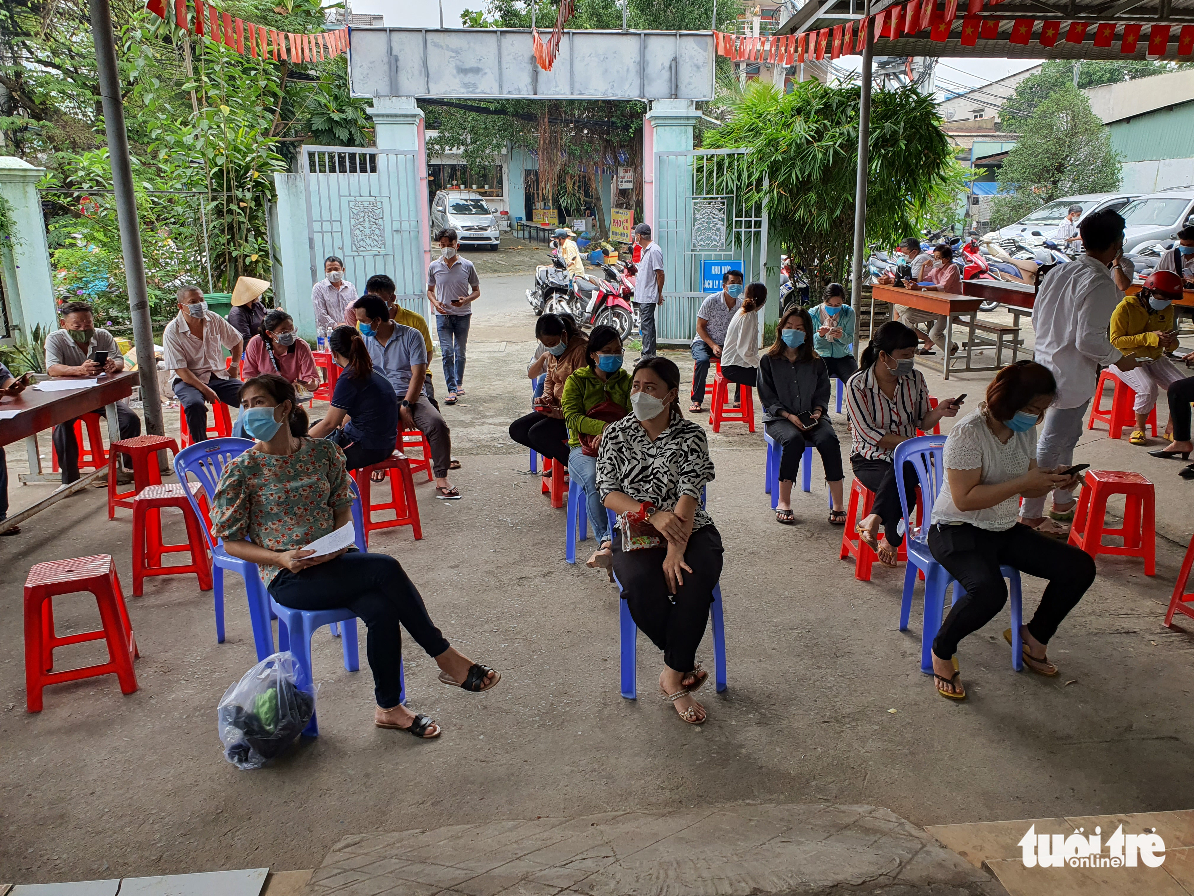 TP.HCM làm CCCD trở lại sau giãn cách cho cả thường trú và tạm trú - Ảnh 1.