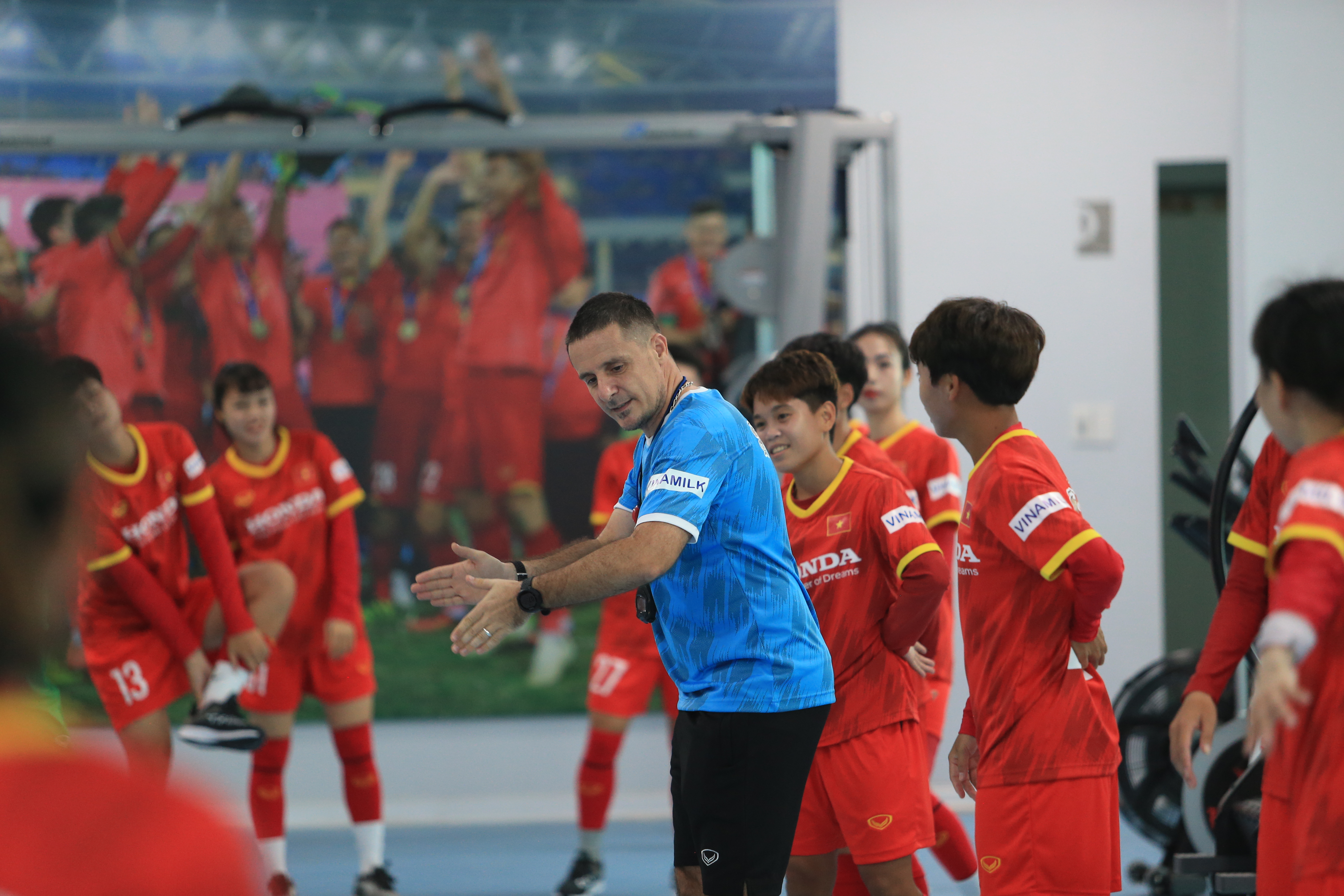 Tuyển bóng đá nữ Việt Nam sẽ tập huấn tại Tây Ban Nha - Ảnh 1.