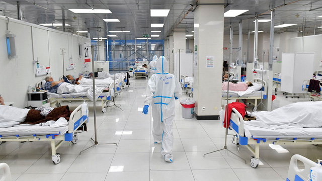 Tin sáng 5-11: Số ca COVID-19 nhập viện cao hơn xuất viện, 86% người nhập viện đã tiêm vắc xin - Ảnh 6. Tin sáng 5-11: Số ca COVID-19 nhập viện cao hơn xuất viện, 86% người nhập viện đã tiêm vắc xin - Ảnh 6.